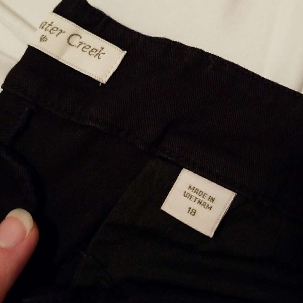 Black Capris - Picture 2 of 2